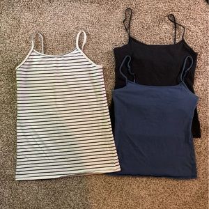 Maurice’s tank tops LOT